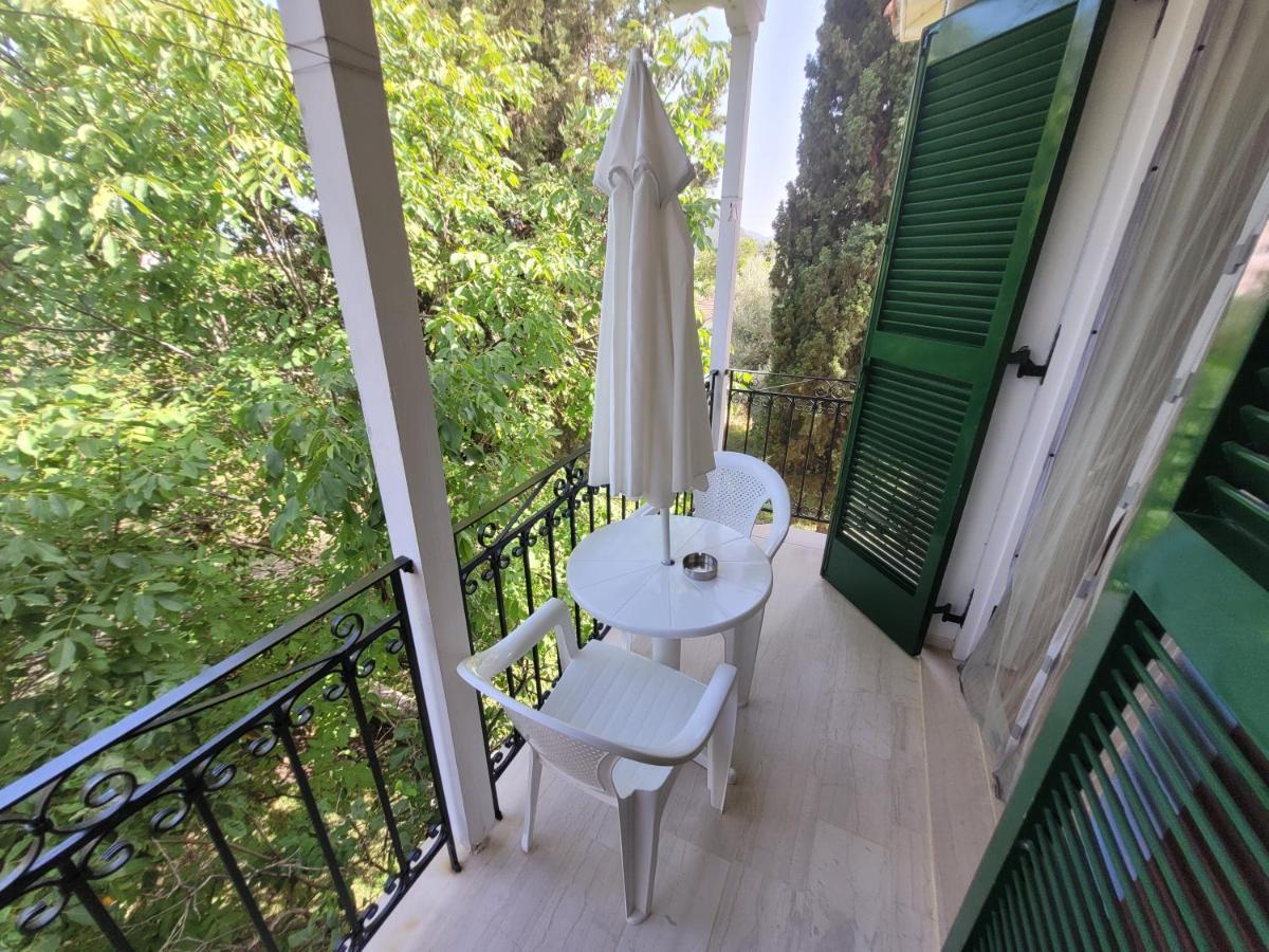 Villa Petros Nydri  Buitenkant foto